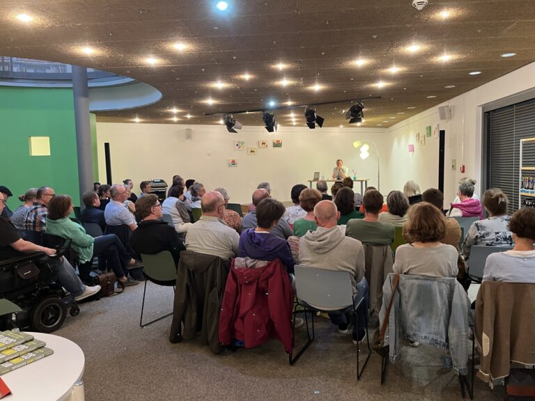 Lesung mit MdB Jan-Niclas Gesenhues