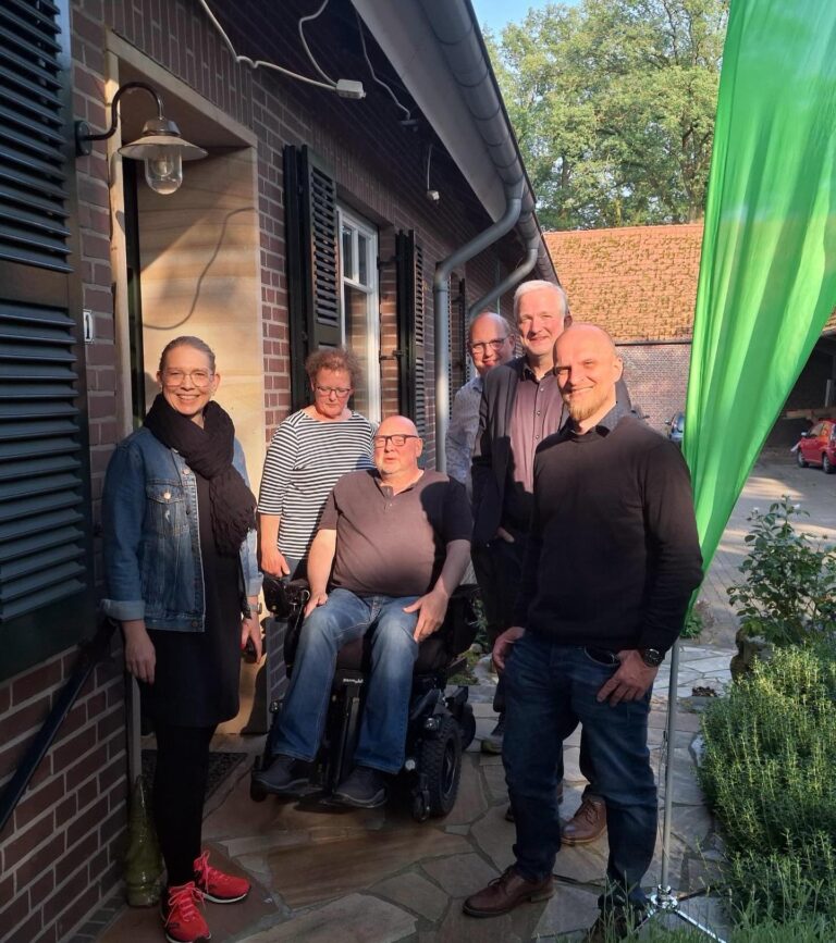 Gelungener Kaminabend zum Thema Cannabis